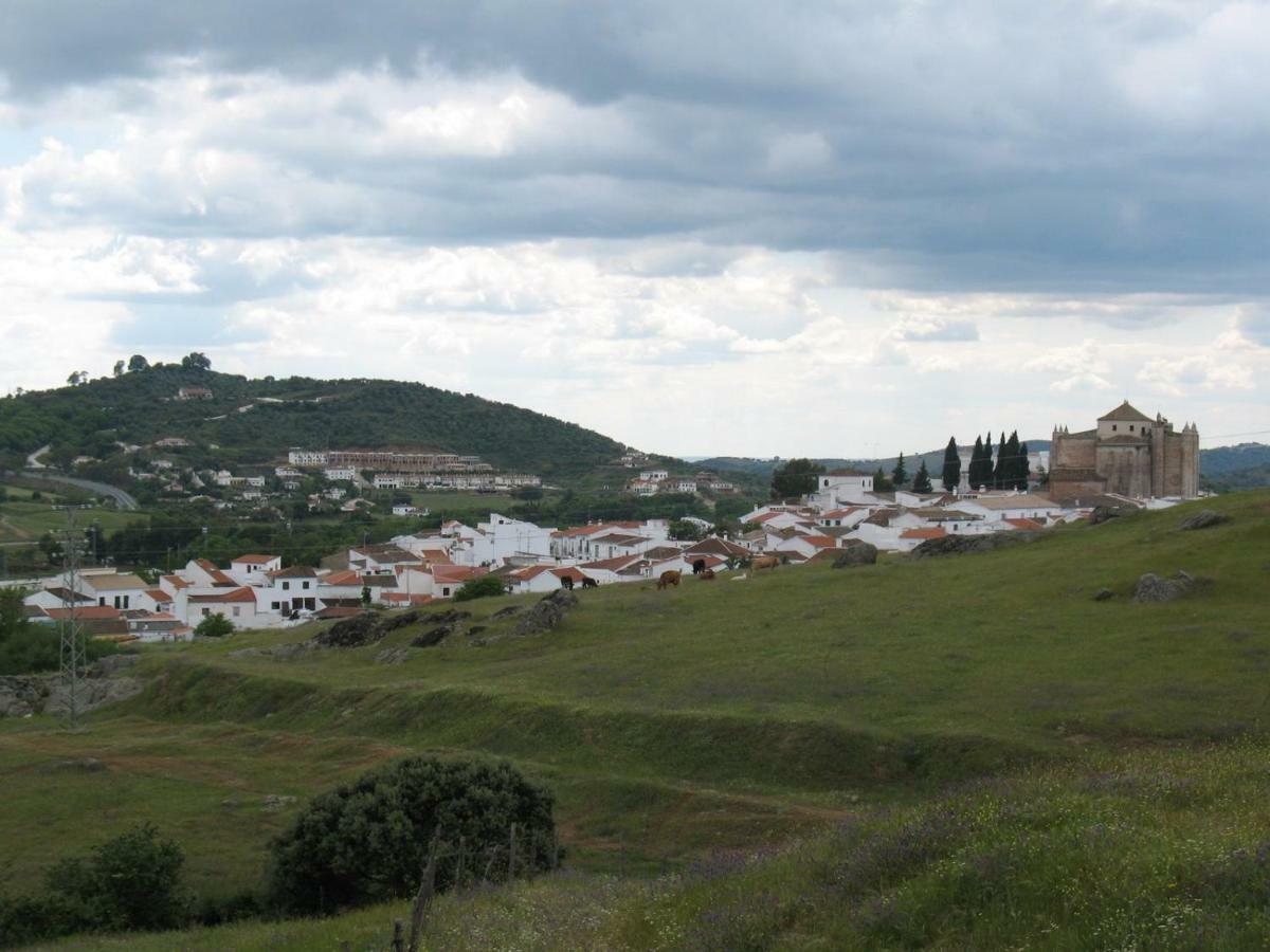 Barrio Nuevo Villa Cazalla de la Sierra Bagian luar foto